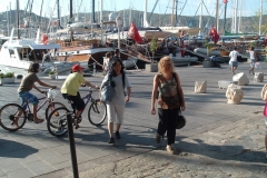 Akemi_Ellen_Atalya_harbor_web